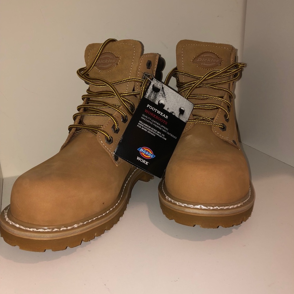 Men’s Size 8 Work Boots